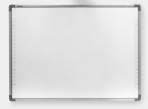 IQBoard RPT082 и RPT097 – бюджетный multitouch для образования