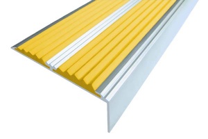 Алюминиевый угол с 2мя резиновыми вставками (2000 мм, желтая)