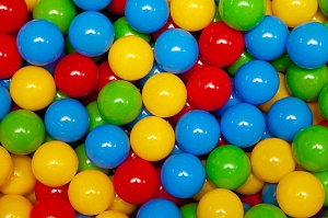 Цветной шарик для сухого бассейна