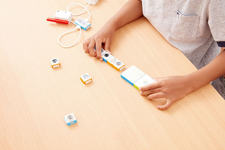 ЭЛЕКТРОННЫЙ КОНСТРУКТОР NEURON CREATIVE LAB KIT