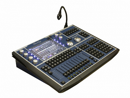 Полнофункциональная световая консоль CHAMSYS MagicQ MQ60