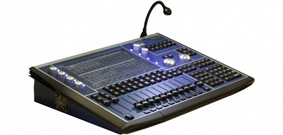 Полнофункциональная световая консоль CHAMSYS MagicQ MQ80