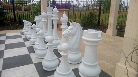 Напольные фигуры шахматные гигантские 